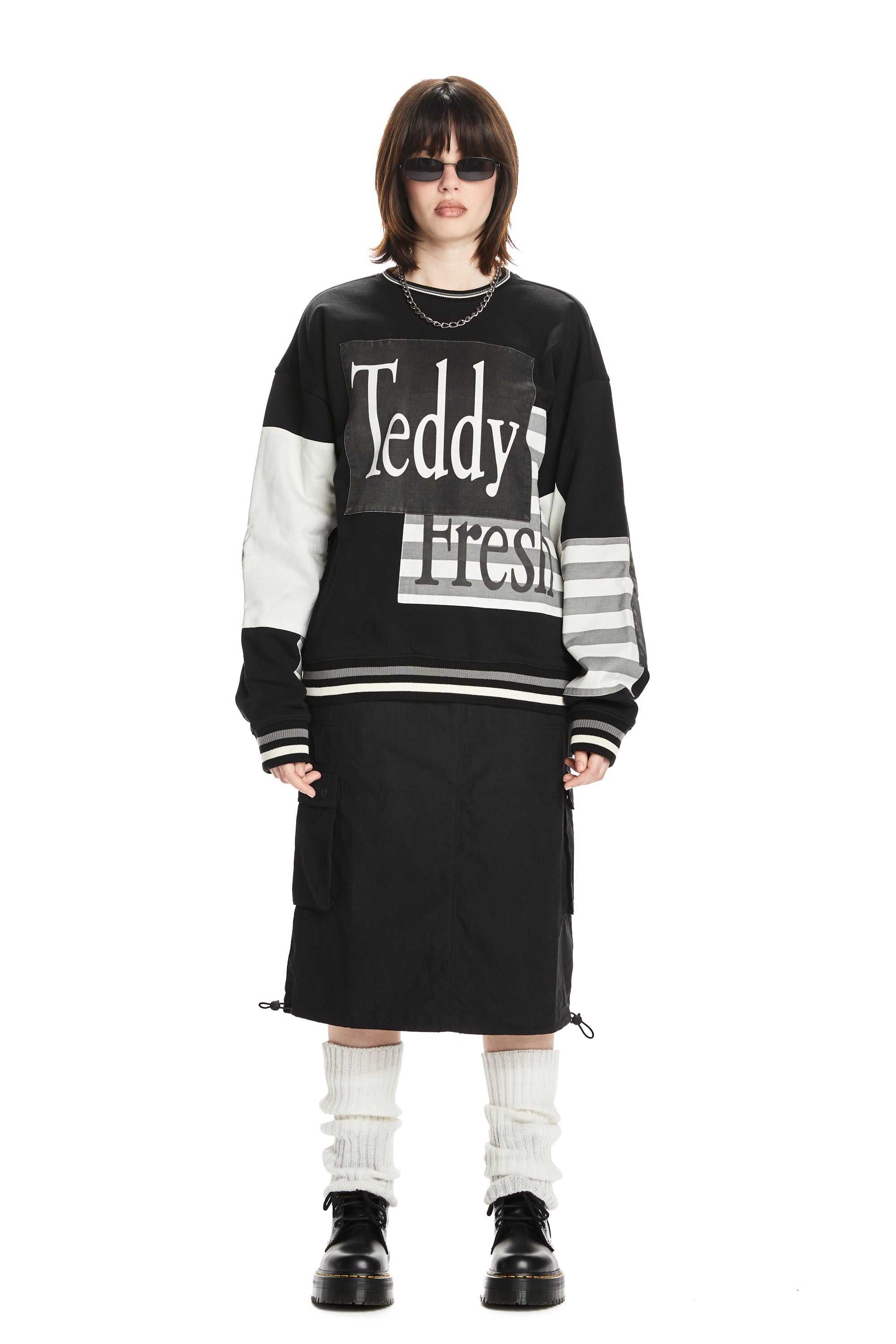 Black Teddy Fresh Box Paneled Crewneck | QIKPLT694