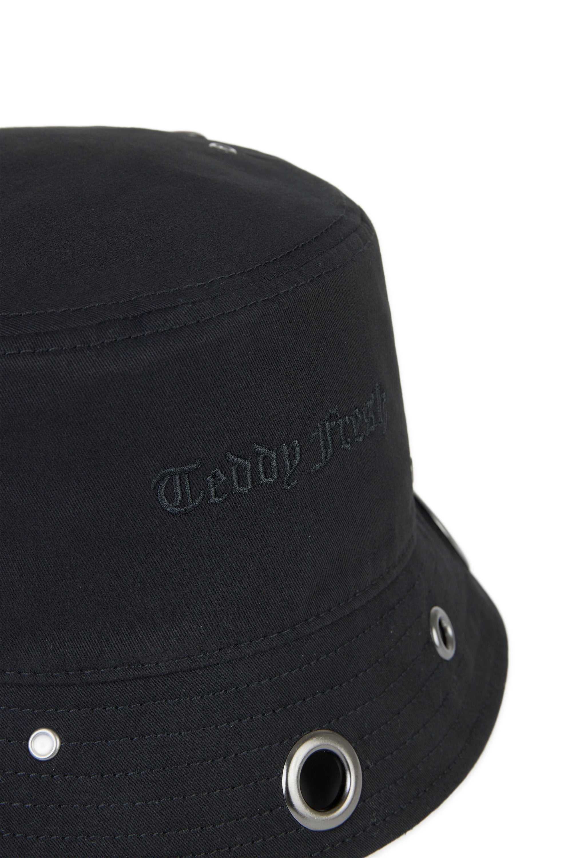 Black Teddy Fresh Eyelets Bucket Hat | NSAGDY617