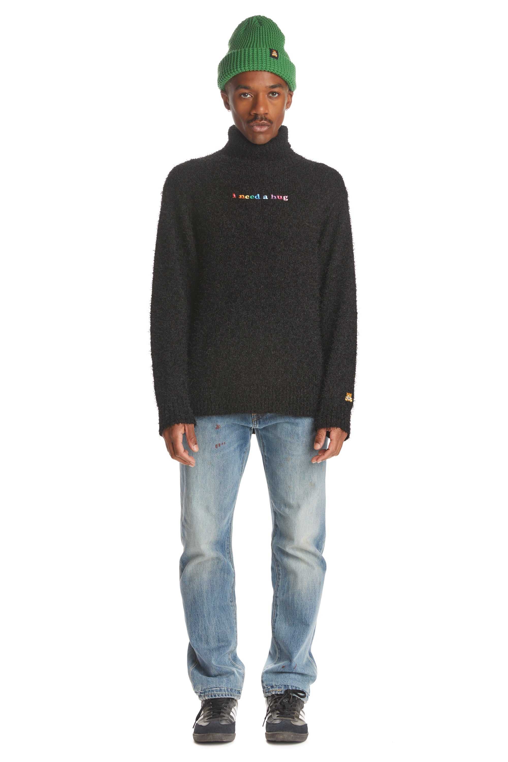 Black Teddy Fresh Fuzzy Oversized Turtleneck | CHMXJK905